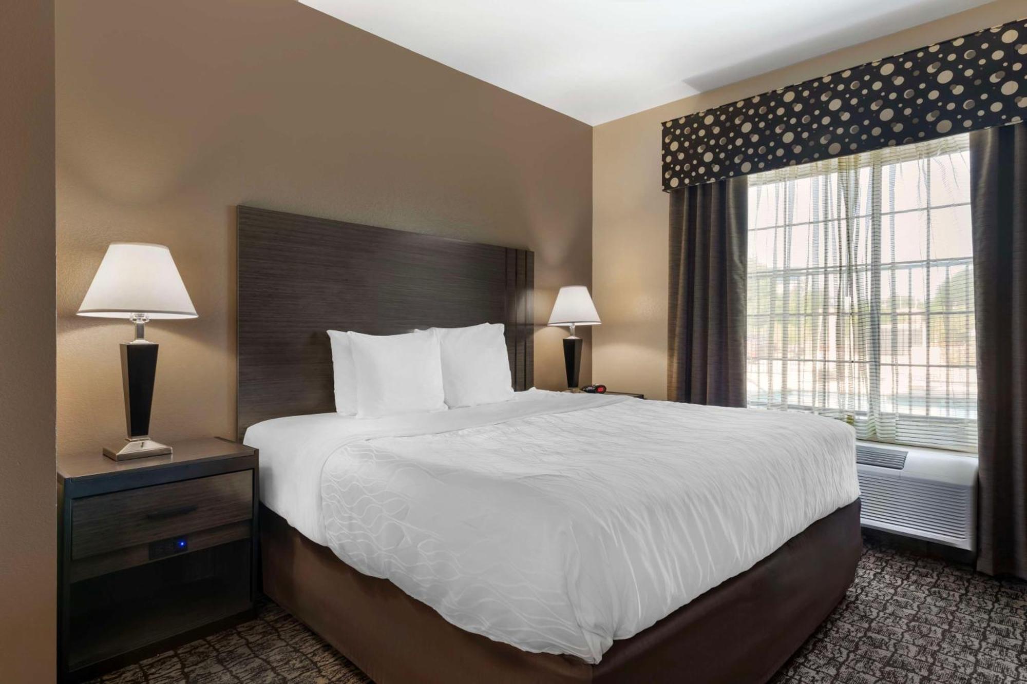 Best Western Carthage Inn & Suites Exterior photo