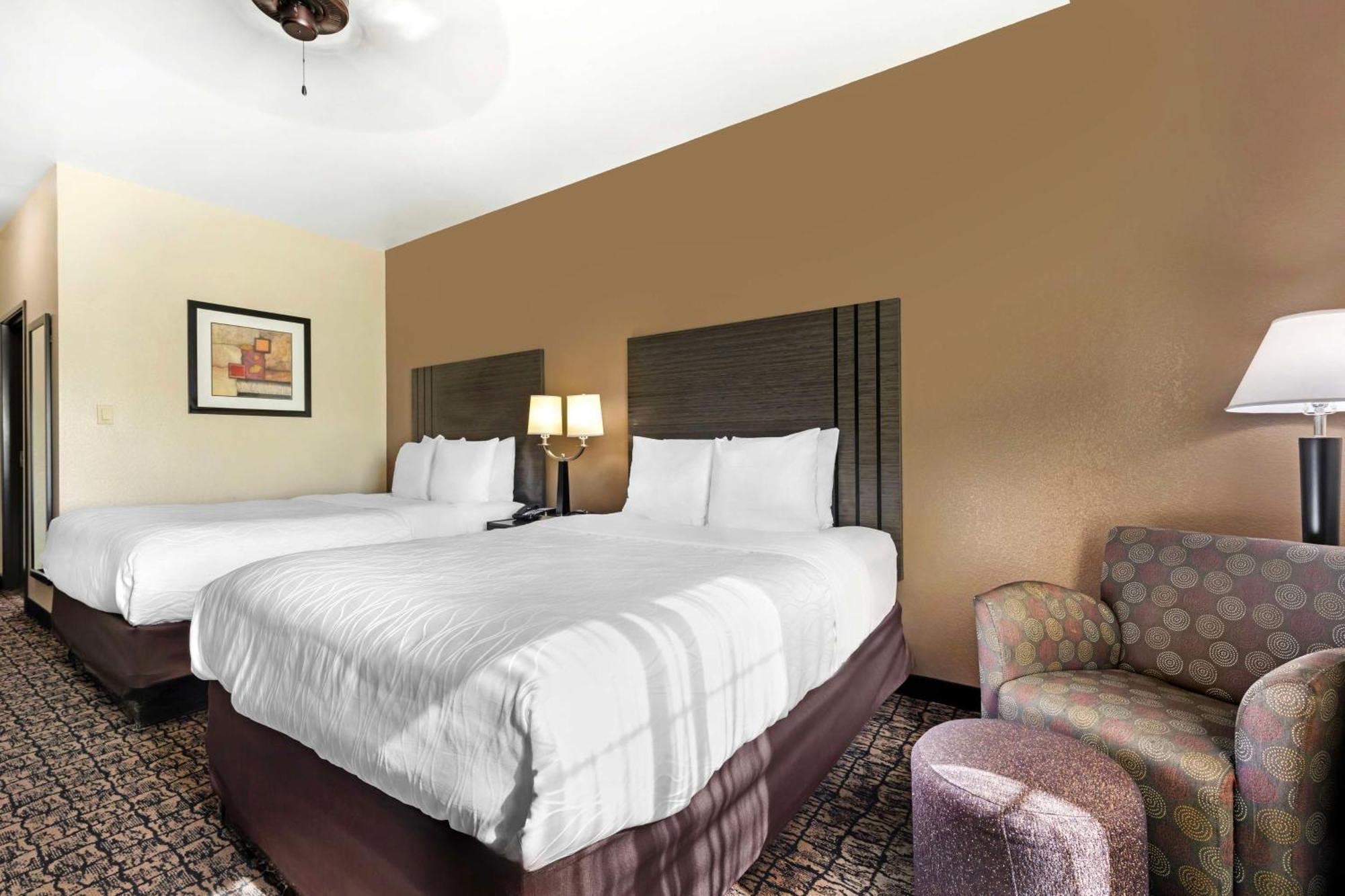 Best Western Carthage Inn & Suites Exterior photo