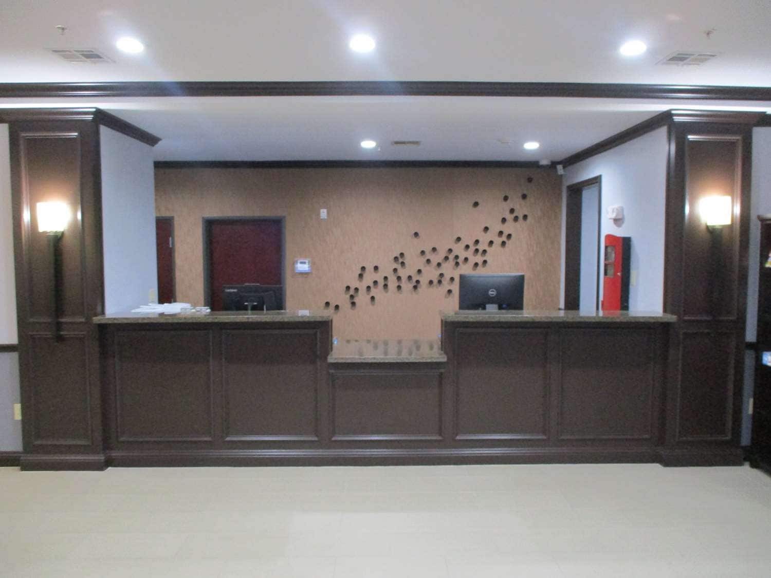 Best Western Carthage Inn & Suites Interior photo