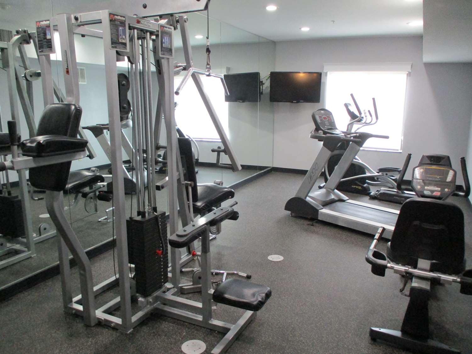 Best Western Carthage Inn & Suites Facilities photo